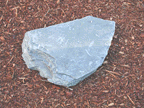 MetPet.com flagstone with bark dust mulch